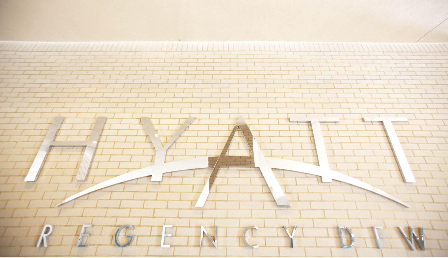 Hunt Realty Investments